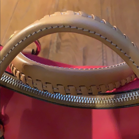 🌷NEW Dooney and Bourke City satchel 🌷 - Picture 7 of 8